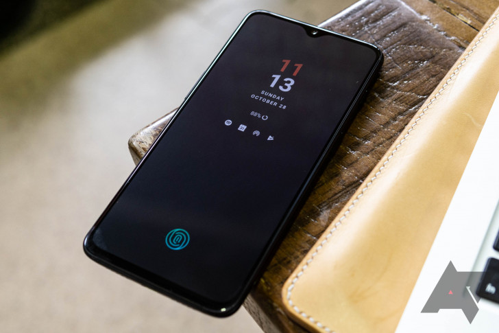 OxygenOS 10.3.12 for the OnePlus 6 and 6T includes July's security patch and not much else