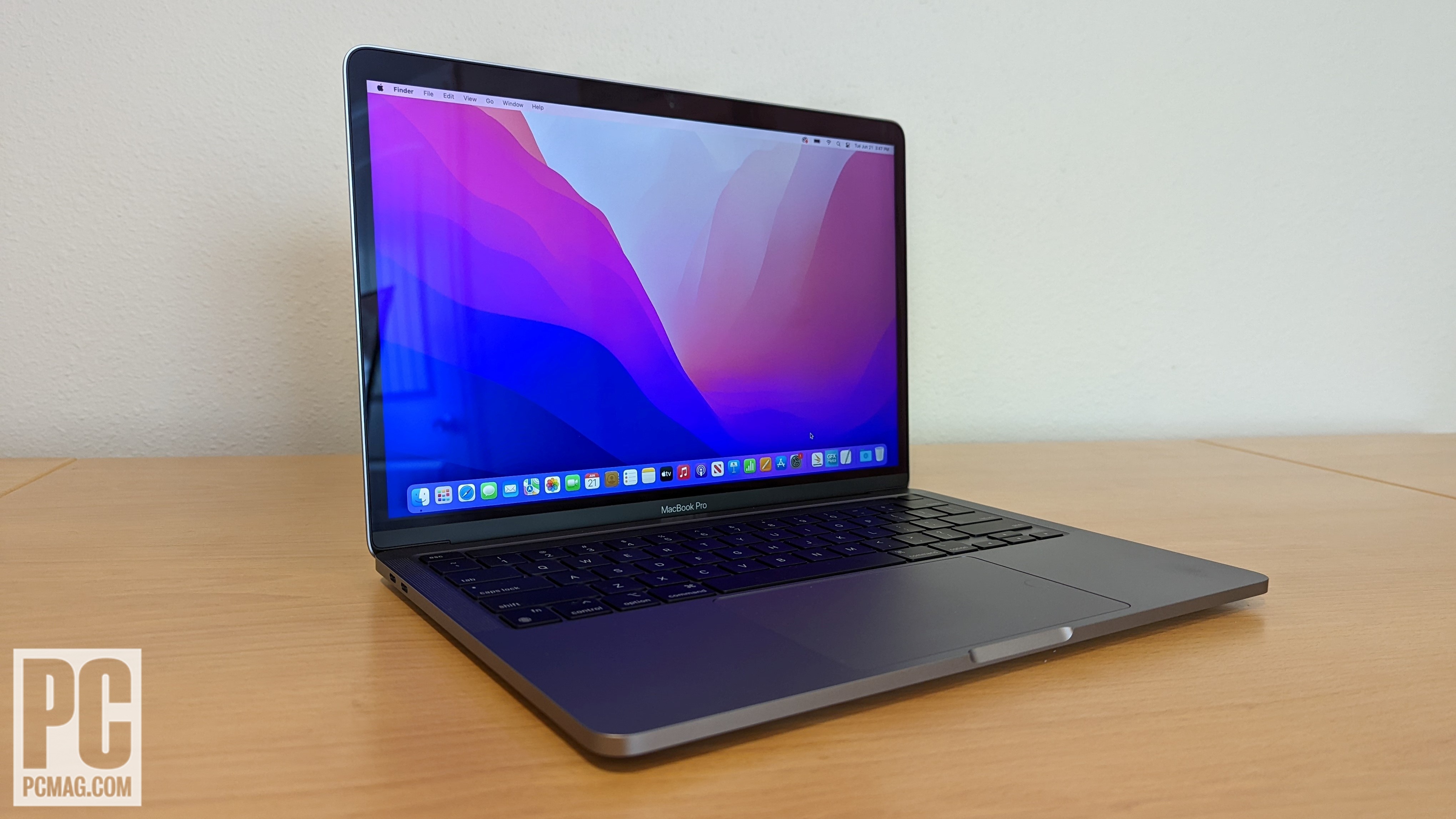 Apple MacBook Pro 13-Inch (2022, M2)