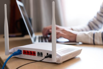 Wi-Fi users warned over hacking signs – check router for 'criminal' alerts