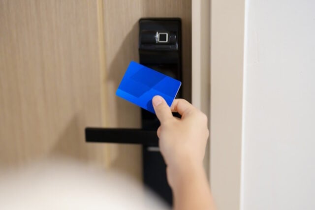 https://www.vecteezy.com/photo/24543747-hand-using-keycard-for-smart-digital-door-lock-while-open-or-close-the-door-at-home-or-apartment-nfc-technology-fingerprint-scan-pin-number-smartphone-and-contactless-lifestyle-concepts